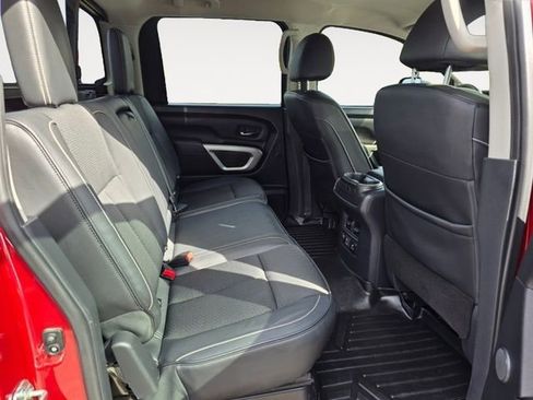 Used 2019 Nissan Titan PRO-4X w/ Pro-4x Utility Package AWD/4WD image 15
