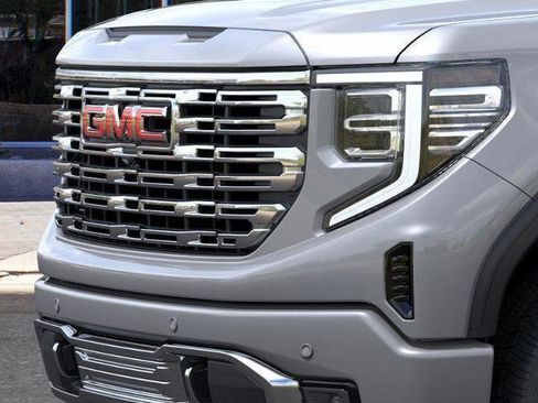 New 2026 GMC Sierra 1500 Denali w/ Denali Reserve Package AWD/4WD image 37