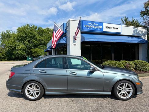 Used 2012 Mercedes-Benz C 250 Sedan image 8