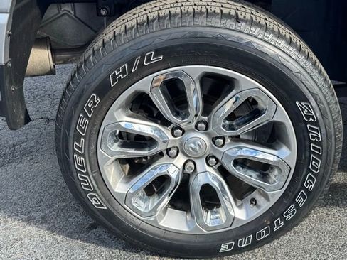 Used 2023 RAM 1500 Laramie image 6