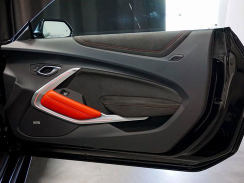 Used 2023 Chevrolet Camaro ZL1 image 40