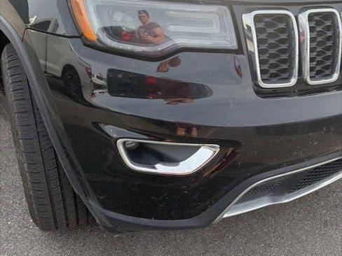 Used 2017 Jeep Grand Cherokee Limited w/ Luxury Group II AWD/4WD image 5
