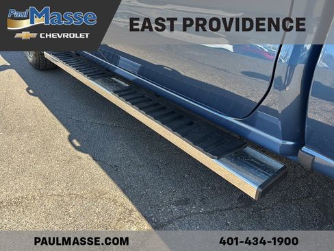 Used 2024 Chevrolet Silverado 1500 LT AWD/4WD image 10