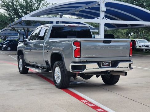 Used 2025 Chevrolet Silverado 2500 LTZ w/ LTZ Convenience Package AWD/4WD image 3