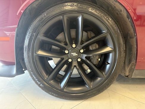 Used 2021 Dodge Challenger R/T w/ Plus Package image 40