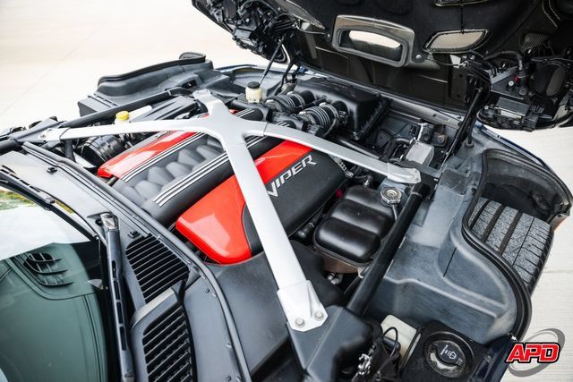 Used 2014 SRT Viper SRT-10 w/ Exterior Carbon Fiber Package RWD image 87