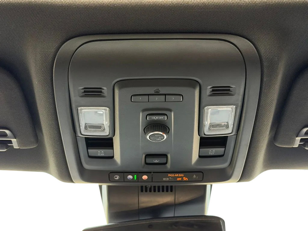 Used 2023 Chevrolet Tahoe LT AWD/4WD image 21