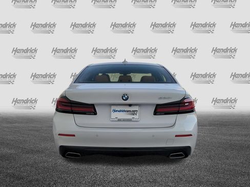 Used 2023 BMW 530i w/ Premium Package RWD image 9