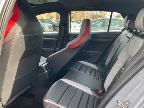 Certified 2025 Volkswagen GTI SE image 21