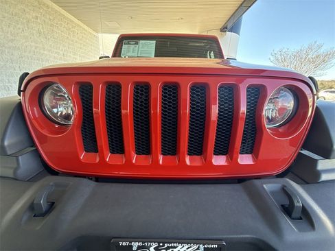Used 2018 Jeep Wrangler Unlimited Sport S image 29