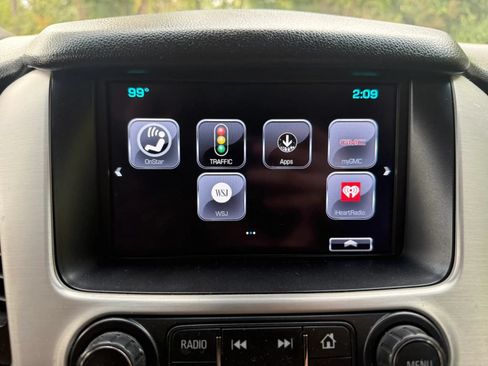 Used 2019 GMC Yukon XL SLT w/ Open Road Package RWD image 42