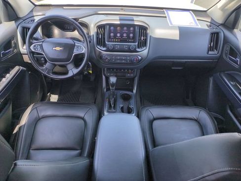 Used 2022 Chevrolet Colorado Z71 AWD/4WD image 27