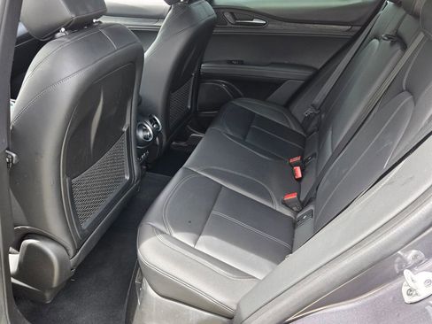 Used 2024 Alfa Romeo Stelvio Sprint RWD image 11