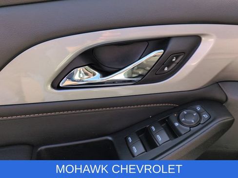 Certified 2021 Chevrolet Traverse LT AWD/4WD image 23