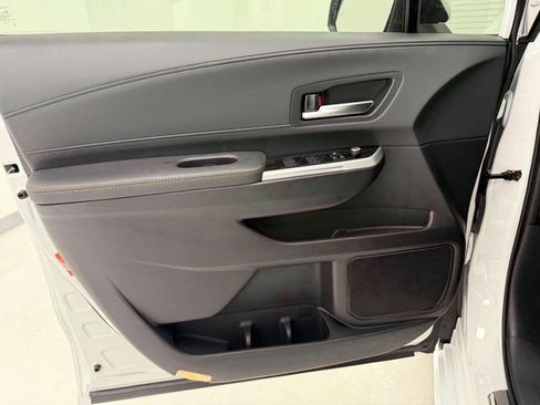 New 2026 Toyota Sienna XLE Woodland Edition image 29