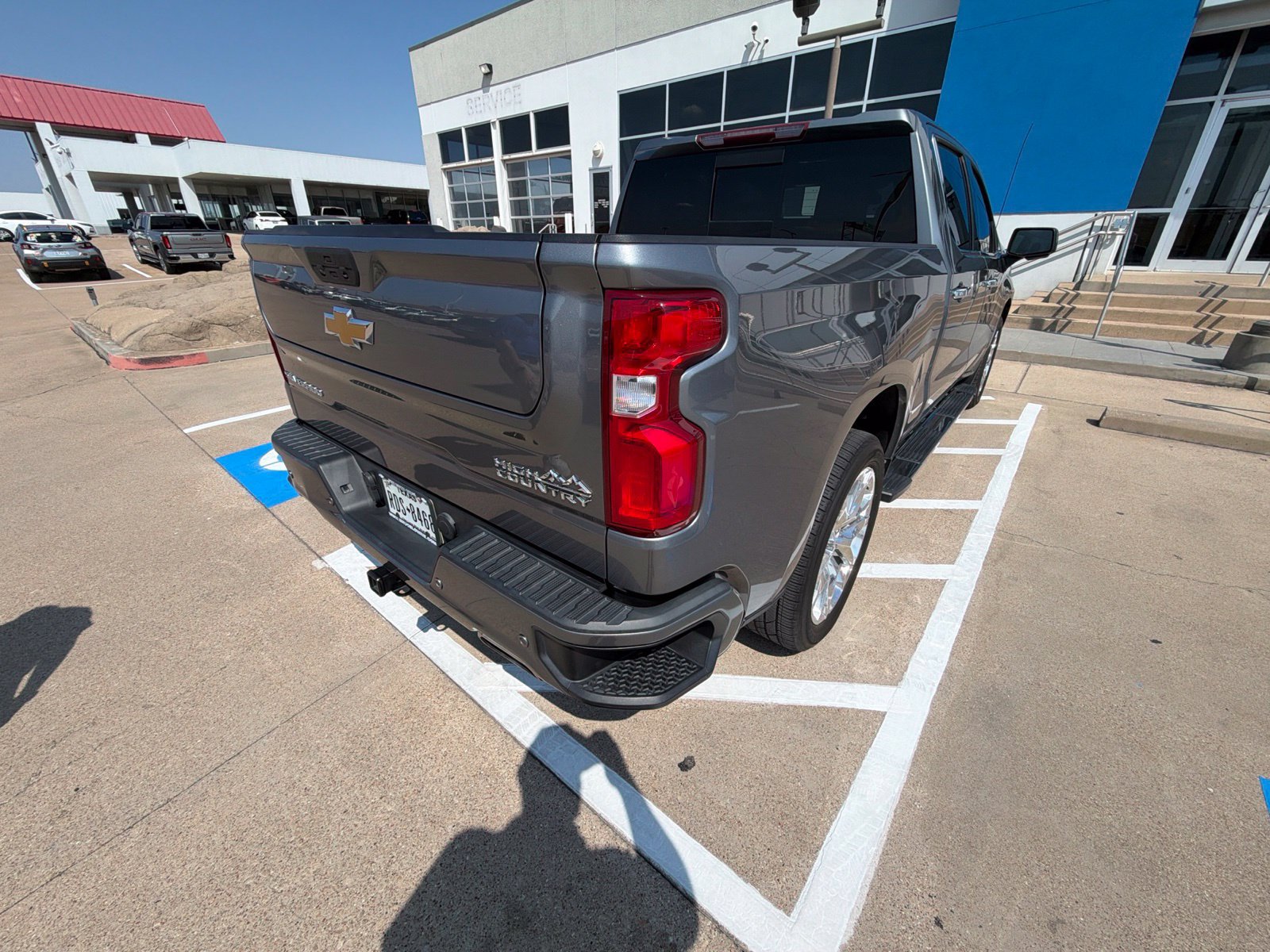 Used 2021 Chevrolet Silverado 1500 High Country AWD/4WD image 18