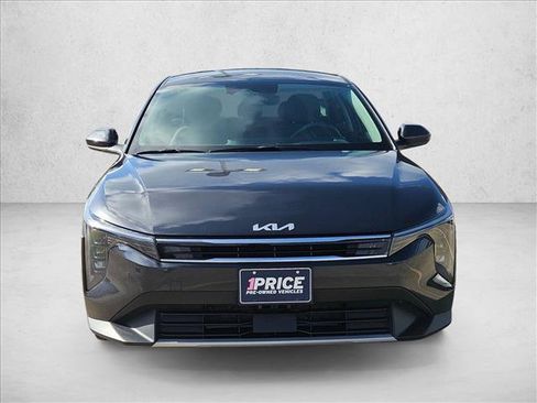 Used 2025 Kia K4 EX FWD image 2