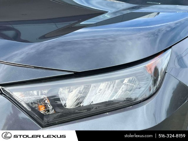 Used 2020 Toyota RAV4 XLE Premium AWD/4WD image 9