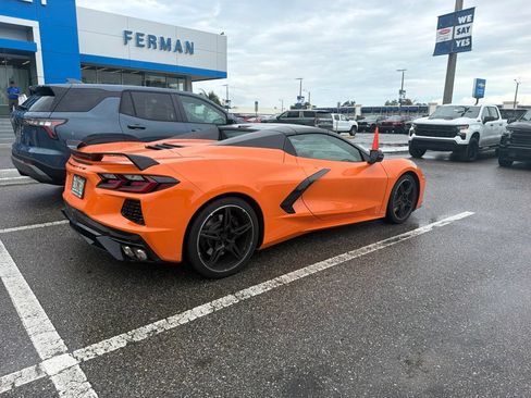 Used 2022 Chevrolet Corvette Stingray Premium Conv w/ Z51 Performance Package RWD image 5