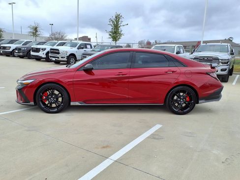 Used 2025 Hyundai Elantra N image 8