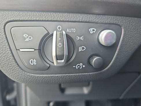 Used 2023 Audi Q5 2.0T Prestige image 26