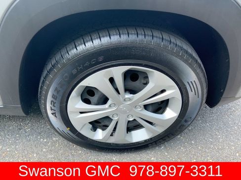Certified 2024 Chevrolet Trax LS w/ Driver Confidence Package FWD image 32
