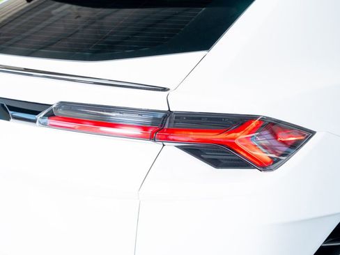 Used 2024 Lamborghini Urus Performante image 35