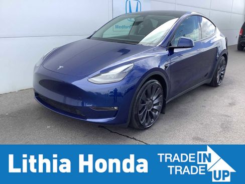 Used 2024 Tesla Model Y Performance image 1