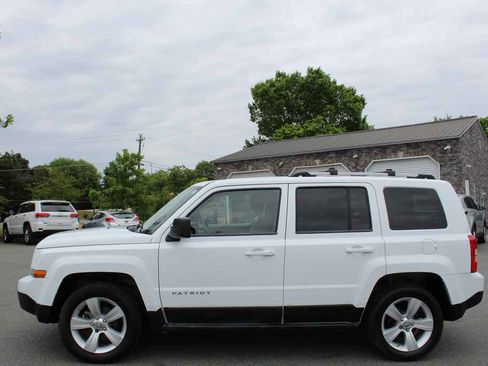 Used 2012 Jeep Patriot Limited FWD image 10