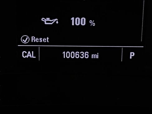 Used 2021 Chevrolet Malibu LT image 17