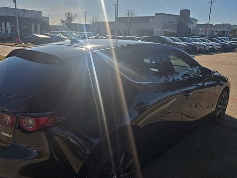 Used 2022 MAZDA MAZDA3 s image 6