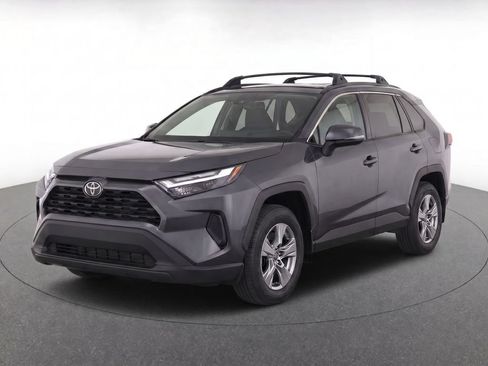 Used 2023 Toyota RAV4 XLE w/ Convenience Package FWD image 10