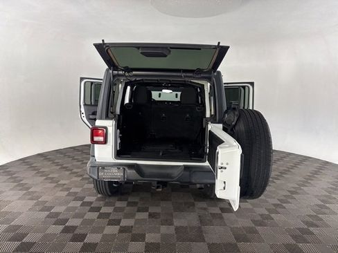 Used 2020 Jeep Wrangler Unlimited Sport S image 15