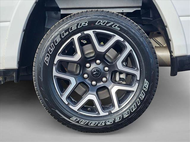 Used 2026 RAM 1500 Laramie AWD/4WD image 28