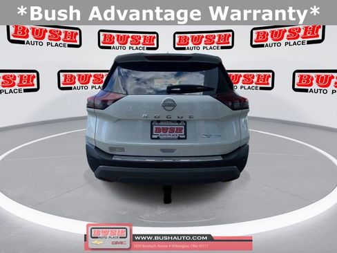 Used 2022 Nissan Rogue SV image 9