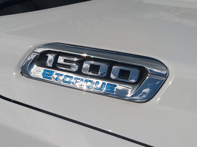 Used 2025 RAM 1500 Big Horn AWD/4WD image 13