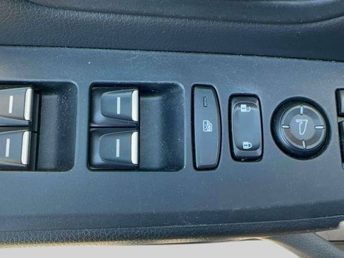 Used 2023 Honda Pilot TrailSport image 12