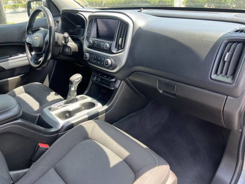 Used 2022 Chevrolet Colorado LT w/ Redline Special Edition RWD image 33