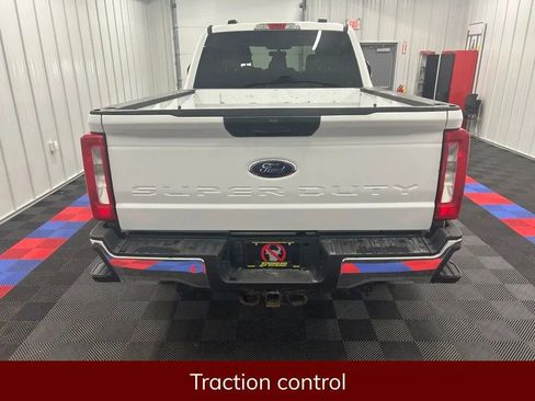 Used 2023 Ford F250 XLT image 5