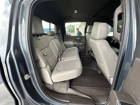 Used 2019 Chevrolet Silverado 1500 LTZ w/ LTZ Convenience Package AWD/4WD image 26