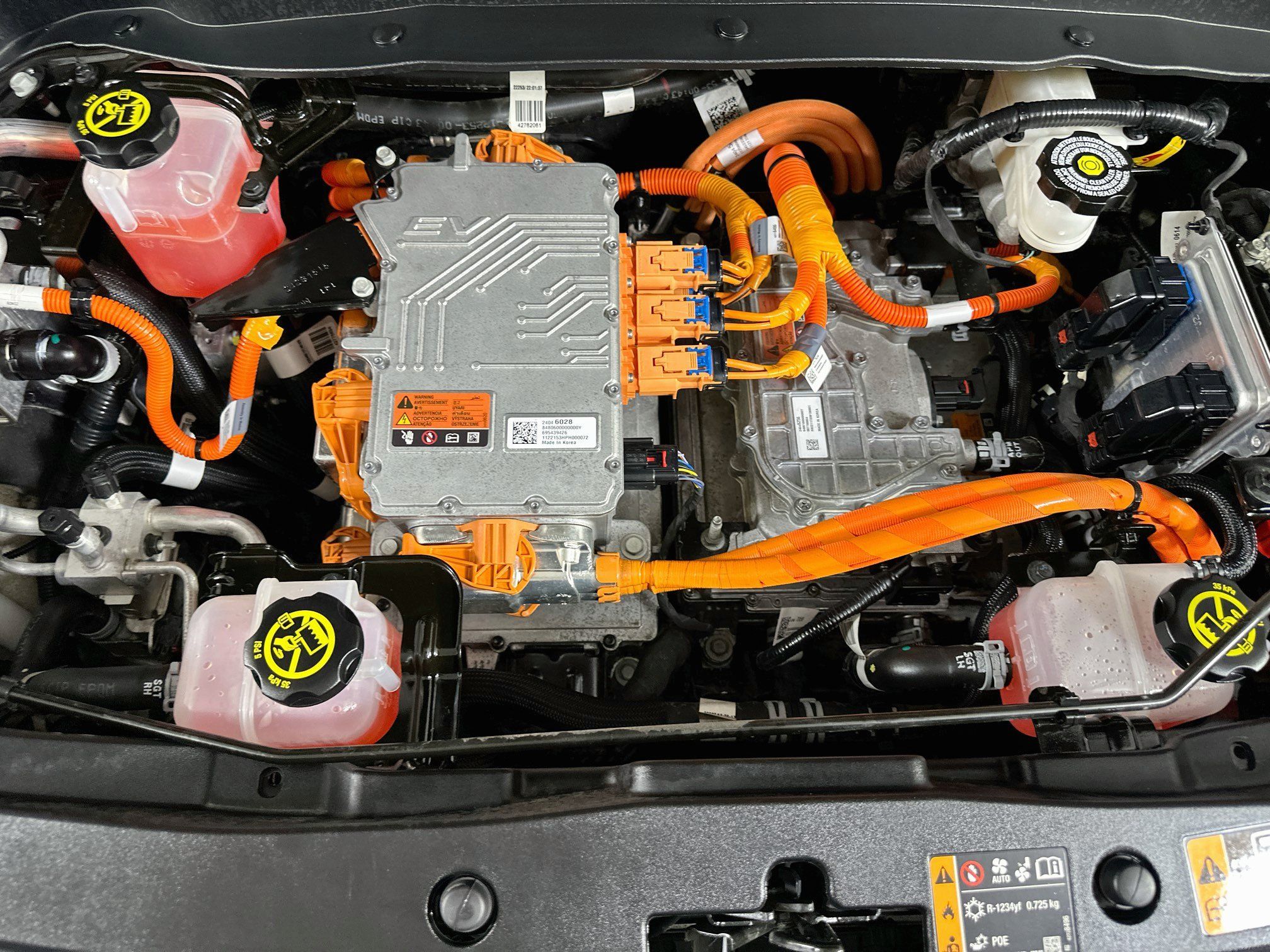 Used 2023 Chevrolet Bolt EUV Premier FWD image 31