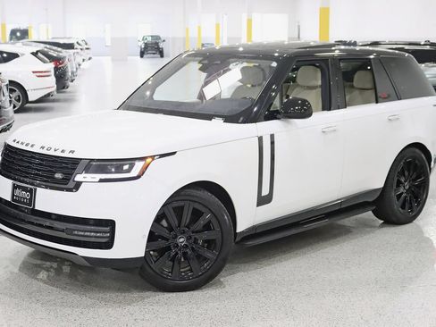 Used 2023 Land Rover Range Rover SE AWD/4WD image 8
