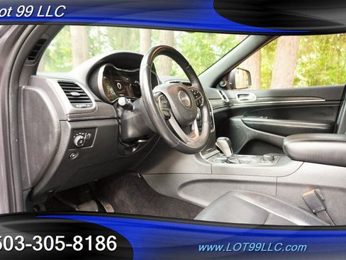 Used 2018 Jeep Grand Cherokee Limited AWD/4WD image 12