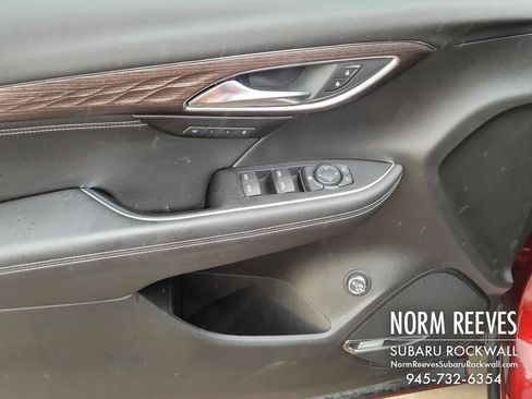 Used 2022 Buick Envision Avenir w/ Technology Package II image 4