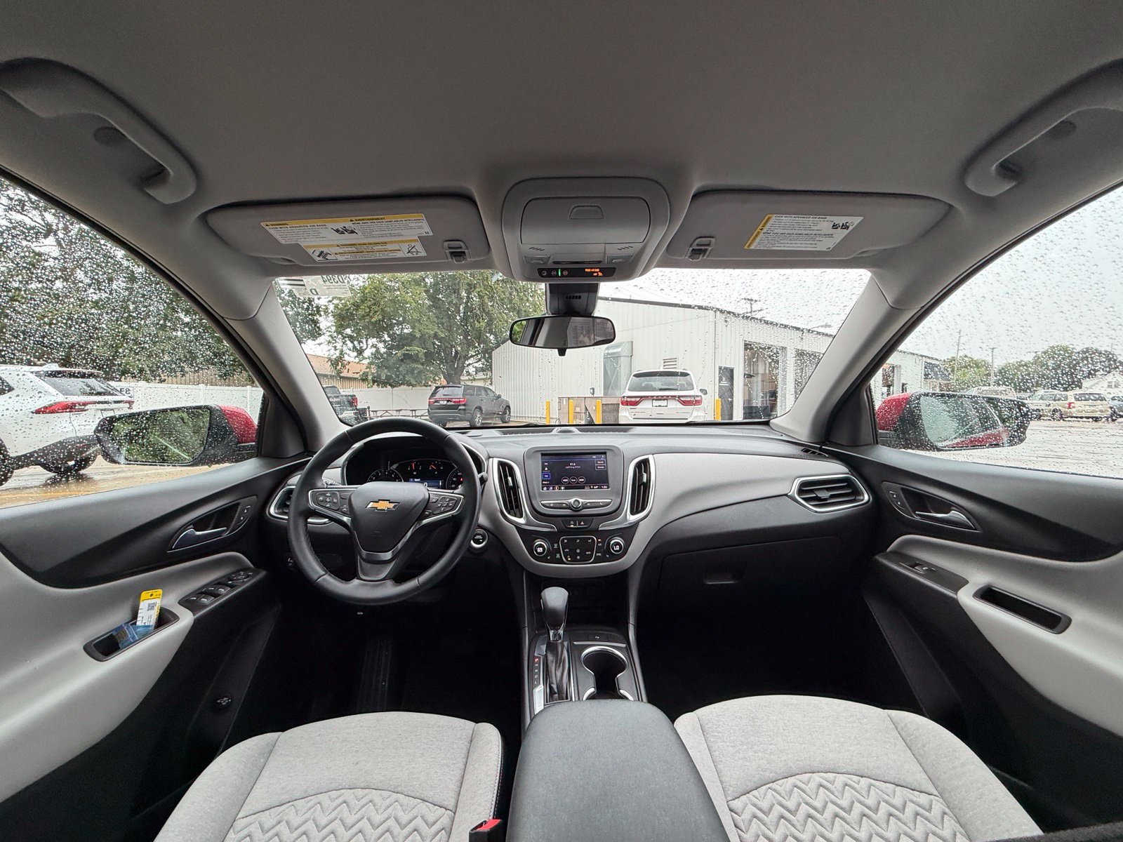 Used 2024 Chevrolet Equinox LT FWD image 26