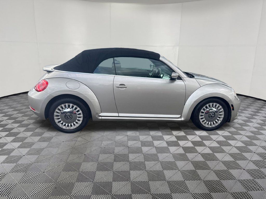Used 2014 Volkswagen Beetle 1.8T FWD image 6