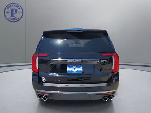 Used 2024 GMC Yukon Denali Ultimate AWD/4WD image 6