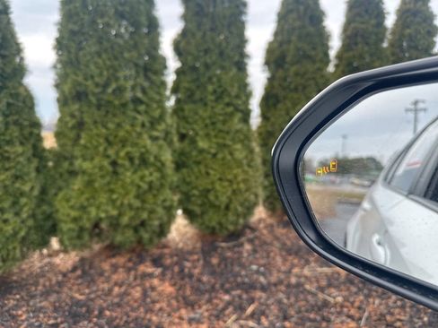 Certified 2024 Toyota Corolla SE w/ SE Premium Package image 15