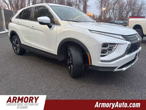 Used 2024 Mitsubishi Eclipse Cross SE image 3