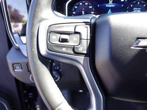 Used 2023 Chevrolet Silverado 1500 LT AWD/4WD image 47